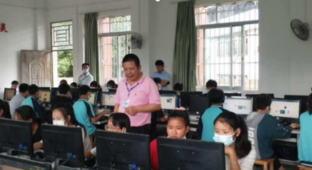 對口幫扶|深圳市高級中學支教教師丁輝 以技術為橋，以校為家，守護陂頭中學的數字化未來